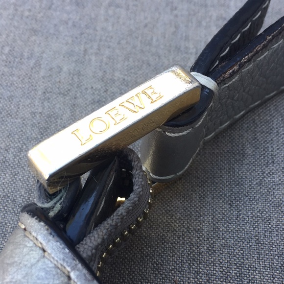 LOEWE Anagram Jacard Shoulderbag - Picture 6 of 16